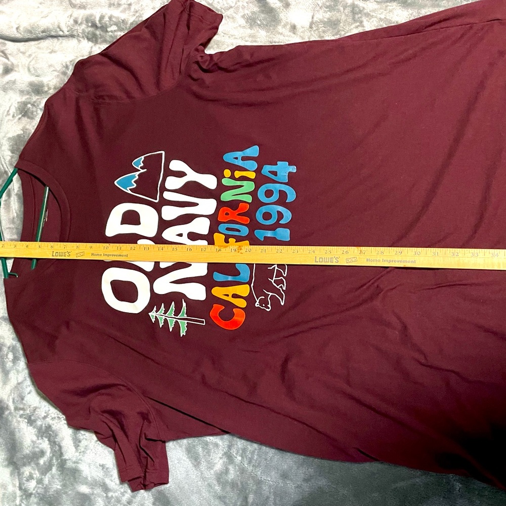 3xl tall maroon old navy print t shirt